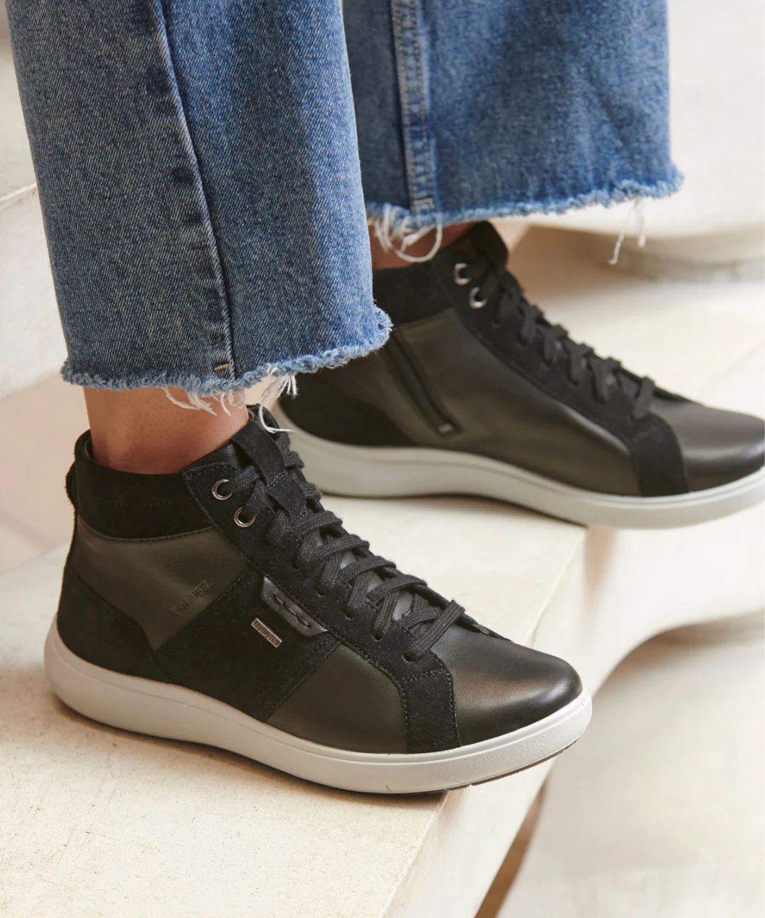 JOSEF SEIBEL Megan 53 - Image 2